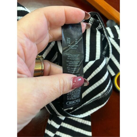 ASOS Black & White Ribbed Cropped Square Neck Long Sleeve Top sz 12 EUC - Picture 7 of 7